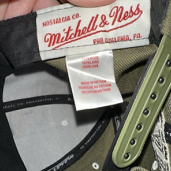 Miami Heat Mitchell & Ness Hardwood Classic Snapback Hat NBA Olive Green/Gray - Picture 10 of 10